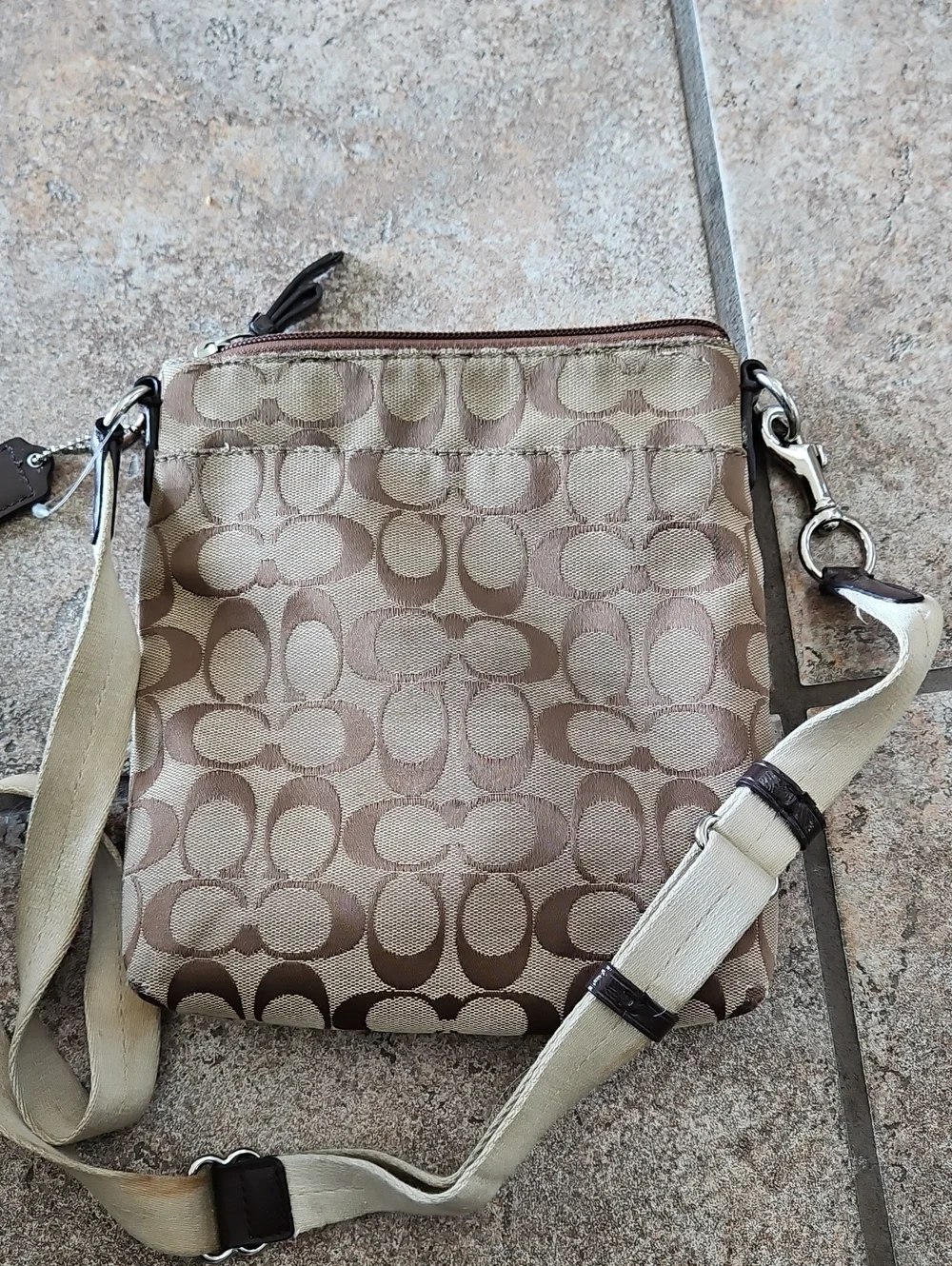 Coach Swingpack Crossbody Tan and Dark Brown Signature Crossbody Messenger